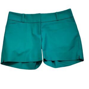 NWT The Limited Drew Fit Kelly Green Shorts
